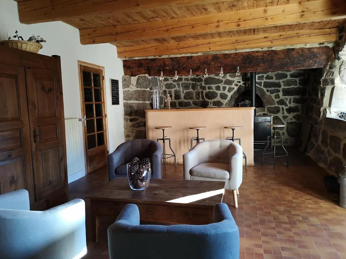 Hôtel Lepicurienne à Devesset